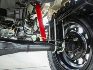 Daihatsu Hijet Japanese mini truck undercarriage and suspension from below