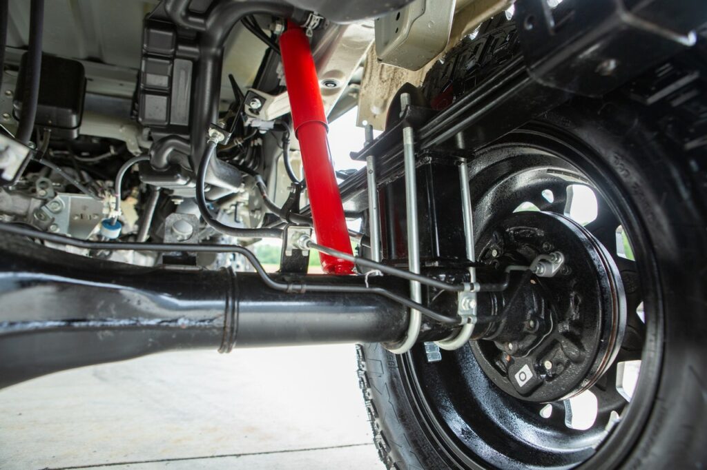 Daihatsu Hijet Japanese mini truck undercarriage and suspension from below